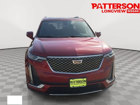 Used 2023 Cadillac XT6 Premium Luxury AWD/4WD image 2