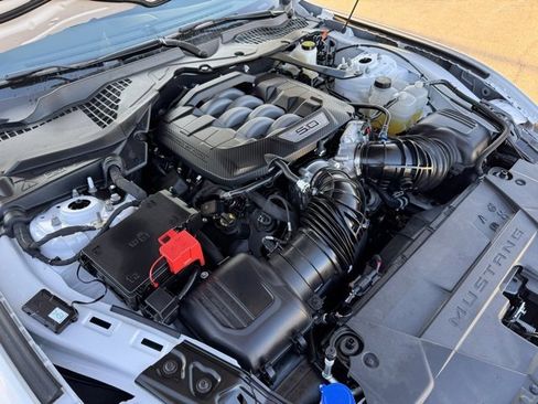 Used 2024 Ford Mustang GT Premium image 20