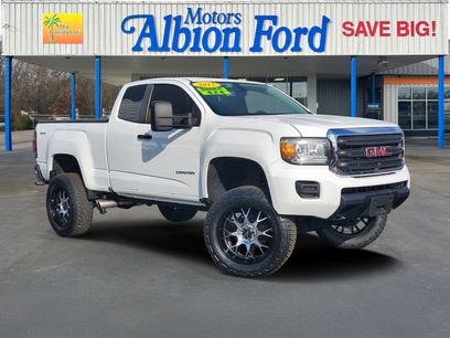 Used 2017 GMC Canyon 4x4 Extended Cab w/ Convenience Package
