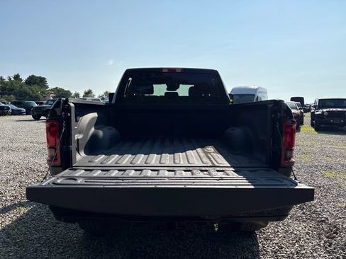 Used 2025 RAM 2500 Big Horn AWD/4WD image 13