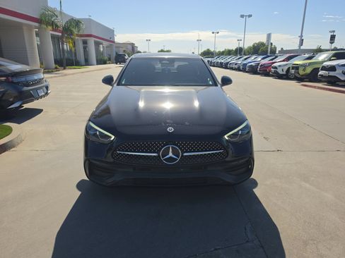 Used 2023 Mercedes-Benz C 300 Sedan image 2