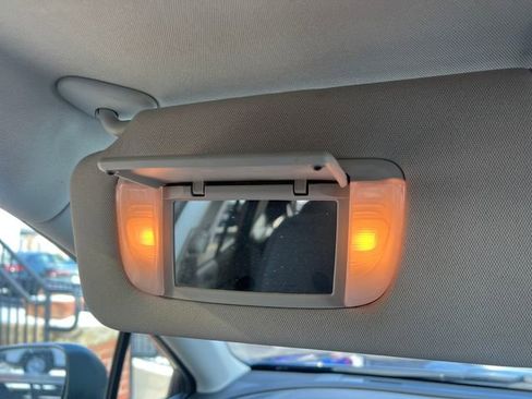 Used 2022 Subaru Outback Premium image 31