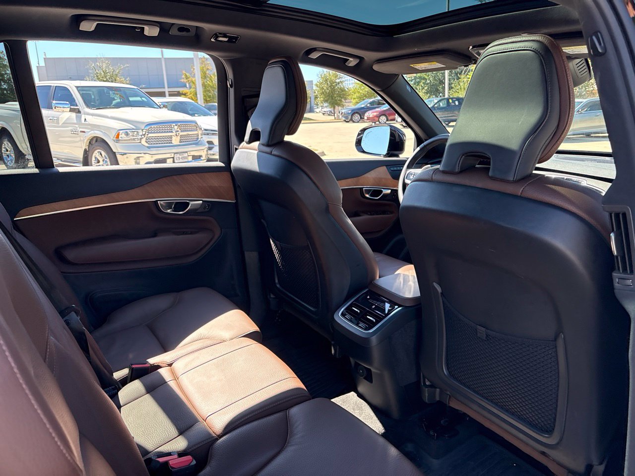 Used 2024 Volvo XC90 B5 Plus w/ Protection Package Premier AWD/4WD image 13