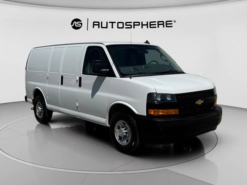 Used 2020 Chevrolet Express 2500 w/ Driver Convenience Package image 12