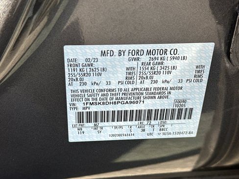 Certified 2023 Ford Explorer XLT w/ Equipment Group 202A AWD/4WD image 31