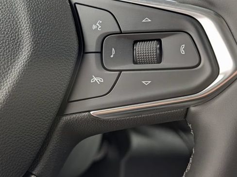 New 2026 Chevrolet Trax LT w/ LT Convenience Package FWD image 20