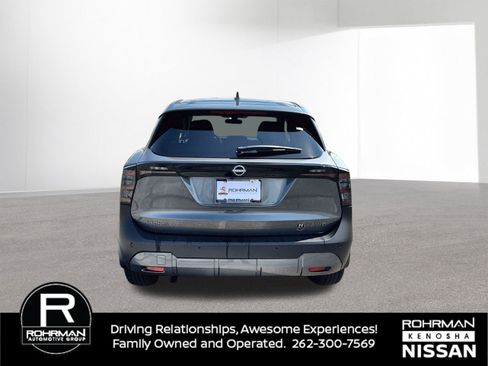 Used 2025 Nissan Kicks SV AWD/4WD image 6