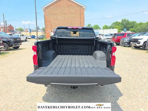 Used 2025 Chevrolet Silverado 1500 LTZ w/ LTZ Premium Package AWD/4WD image 35