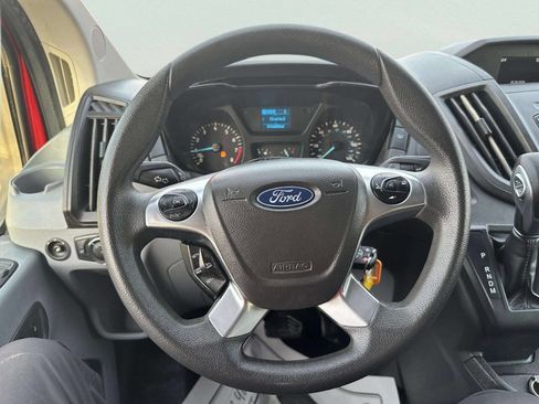 Used 2018 Ford Transit 350 XL image 25