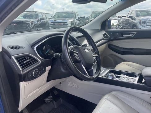 Used 2020 Ford Edge Titanium w/ Equipment Group 301A image 10