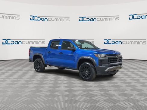 Used 2023 Chevrolet Colorado Trail Boss w/ Advanced Trailering Package AWD/4WD image 2