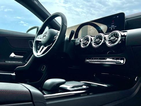 Certified 2023 Mercedes-Benz CLA 250 4MATIC image 40
