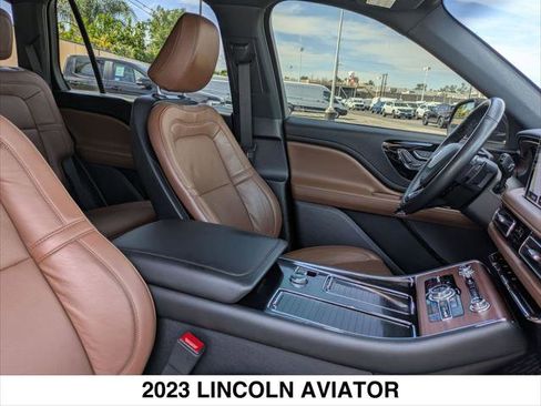 Certified 2023 Lincoln Aviator Reserve w/ Equipment Group 201A image 25
