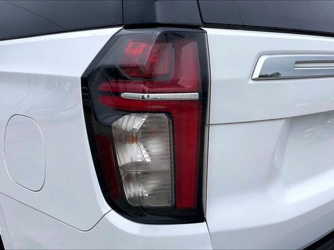 Used 2021 Chevrolet Suburban LS AWD/4WD image 20