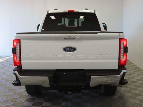 Used 2024 Ford F250 Lariat image 4