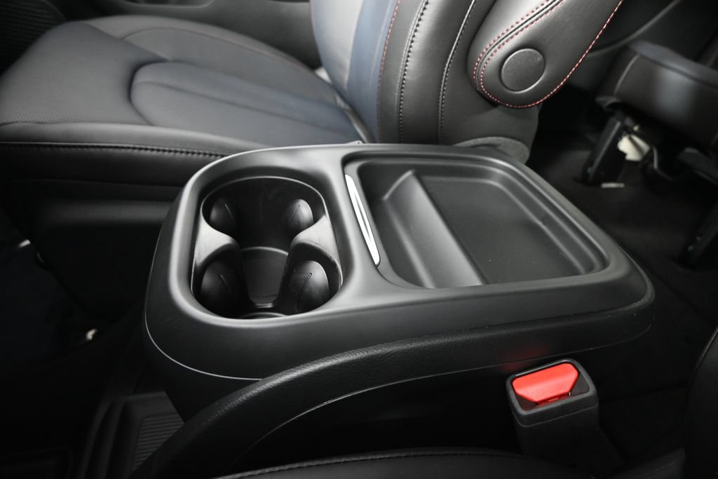 New 2027 Chrysler Pacifica Select AWD/4WD image 30