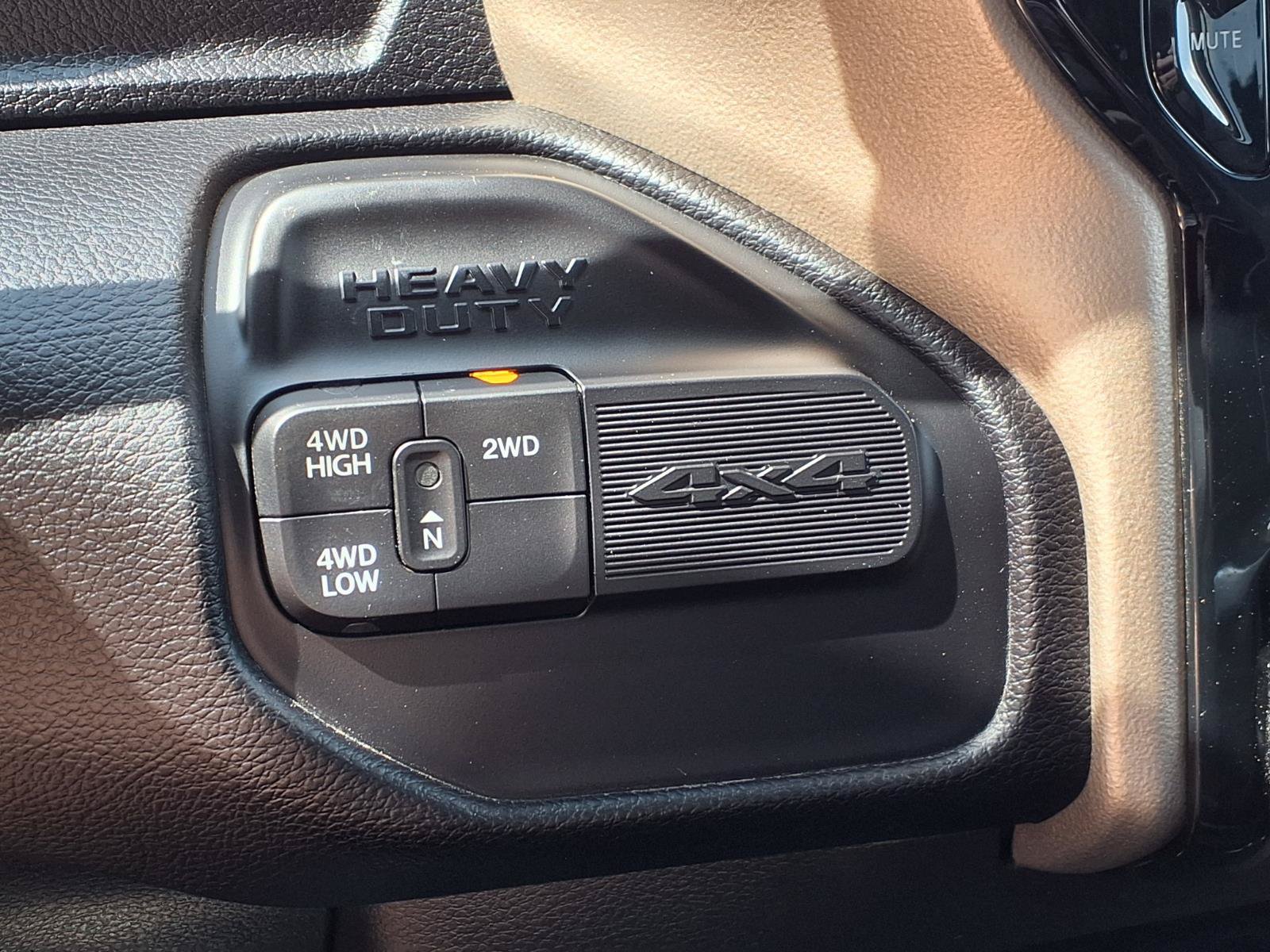 Used 2024 RAM 2500 Laramie w/ Safety Group AWD/4WD image 11