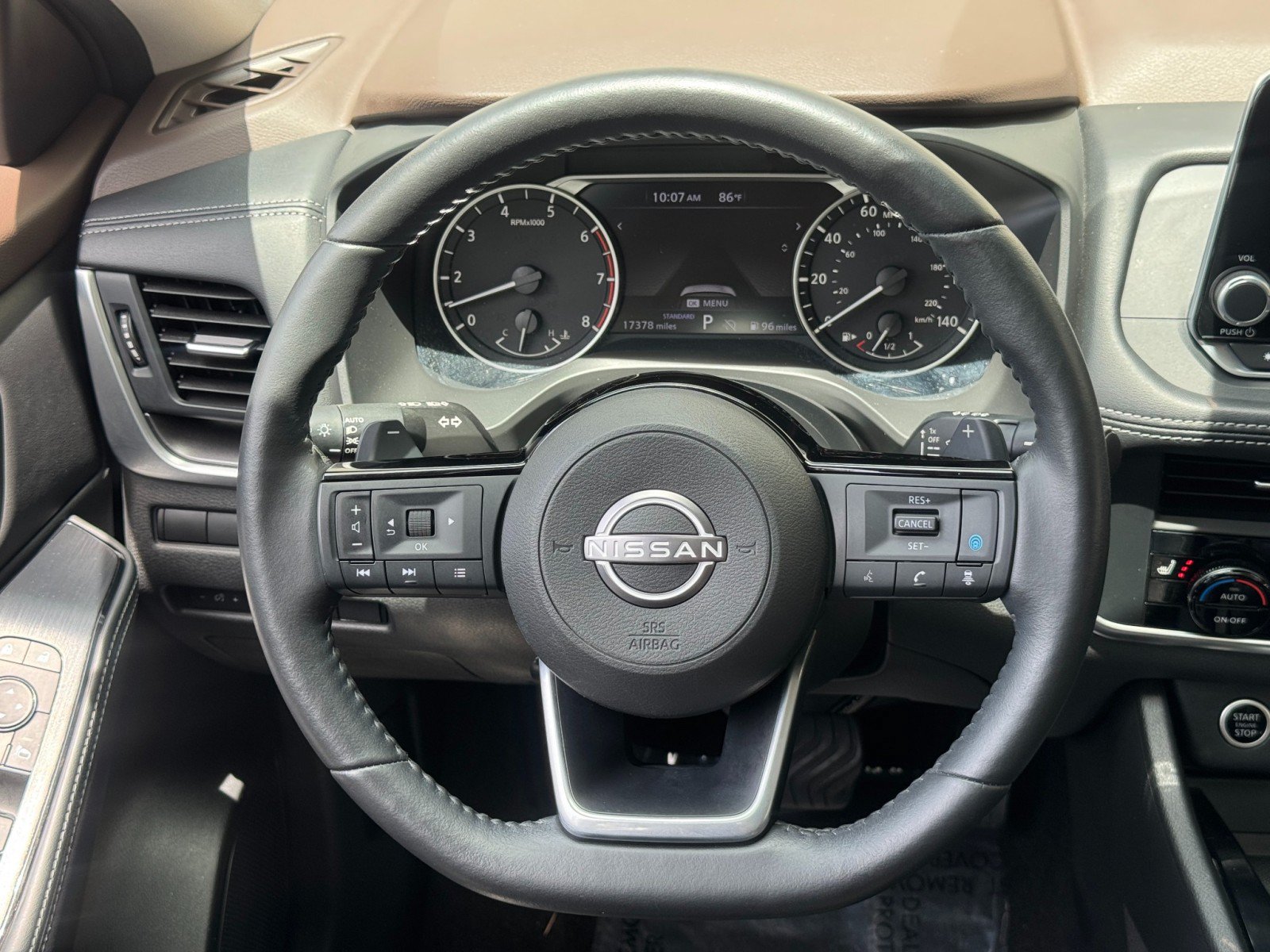 Used 2023 Nissan Rogue SV w/ SV Premium B Package FWD image 19