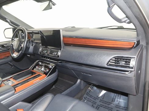 Used 2024 Lincoln Navigator L 4WD image 44