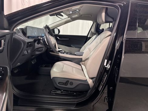 Certified 2024 Kia EV6 Wind w/ Wind Technology Package AWD/4WD image 3