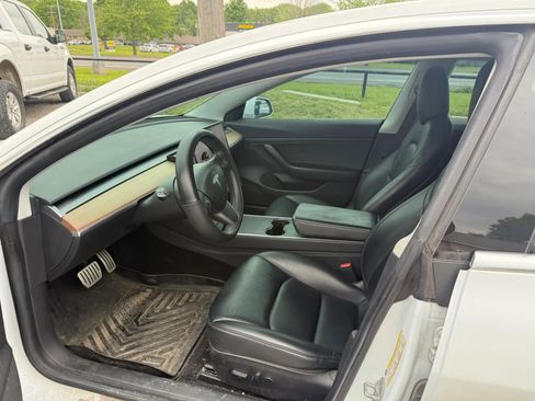 Used 2019 Tesla Model 3 Performance AWD/4WD image 4