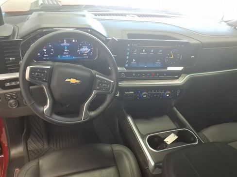 Used 2026 Chevrolet Silverado 2500 LTZ w/ LTZ Premium Package AWD/4WD image 18