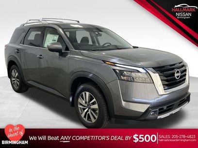 New 2025 Nissan Pathfinder SL