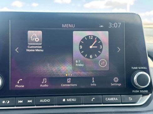 Certified 2025 Nissan Rogue SV AWD/4WD image 41