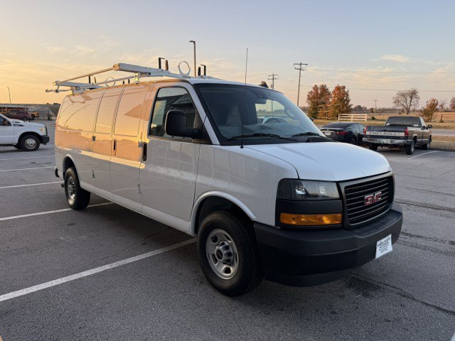 Used 2023 GMC Savana 2500 Extended w/ Driver Convenience Package RWD image 3