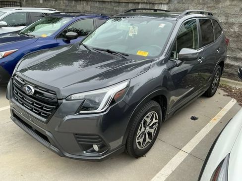 Certified 2023 Subaru Forester Premium w/ Popular Package #1 AWD/4WD image 6