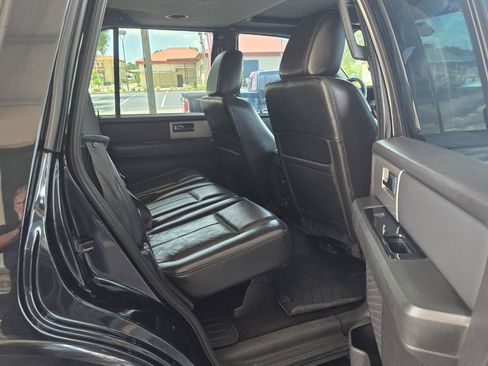 Used 2012 Ford Expedition Limited RWD image 38