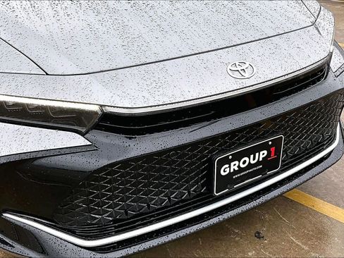 Certified 2023 Toyota Crown AWD/4WD image 30