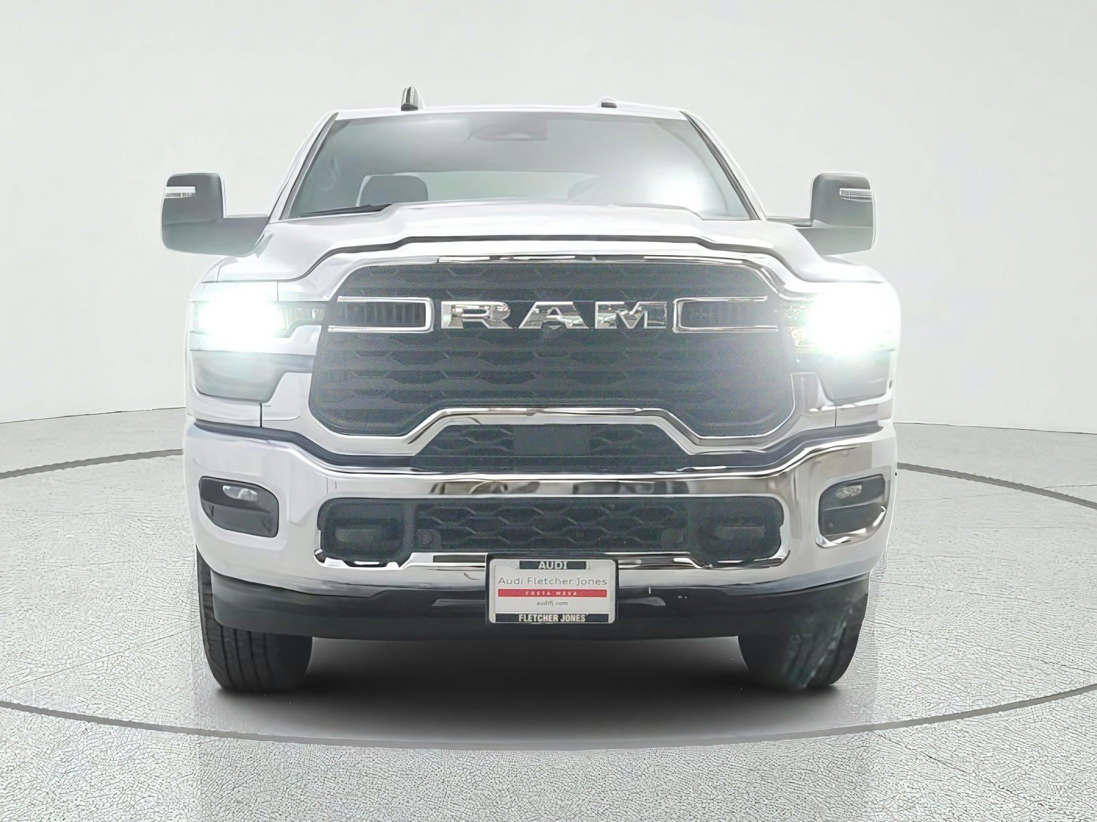 Used 2026 RAM 2500 Big Horn AWD/4WD image 2