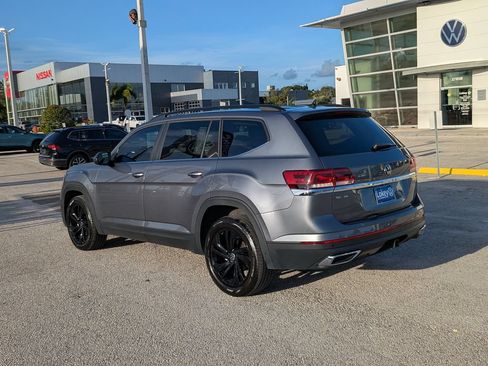 Certified 2023 Volkswagen Atlas SE w/ Panoramic Sunroof Package FWD image 4
