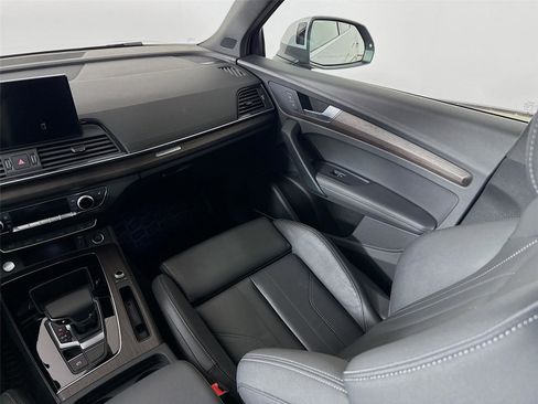 Used 2024 Audi Q5 2.0T Premium Plus w/ Premium Plus Package image 26