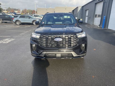 New 2026 Ford Explorer ST-Line image 9