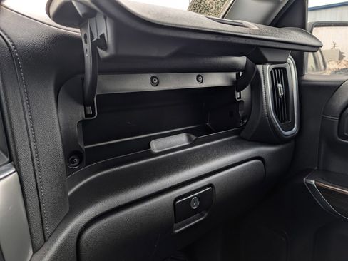 Used 2021 Chevrolet Silverado 1500 LT image 33