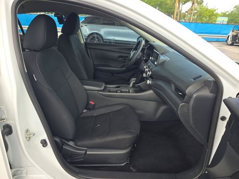 Used 2024 Nissan Sentra S FWD image 11