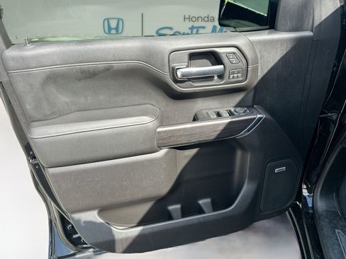 Used 2019 Chevrolet Silverado 1500 LTZ image 19