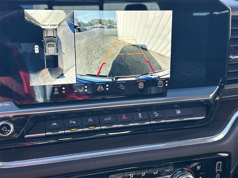 Used 2025 GMC Sierra 1500 SLT w/ SLT Premium Plus Package image 31