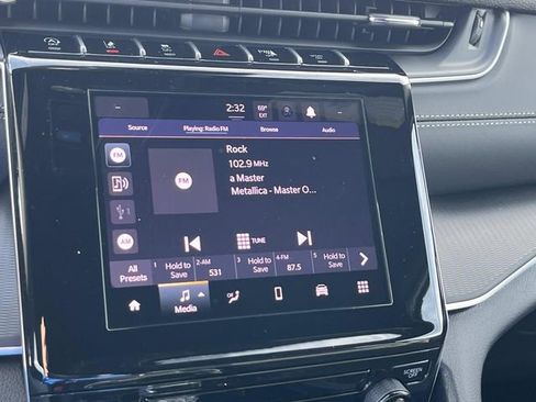 New 2025 Jeep Grand Cherokee L Laredo image 27