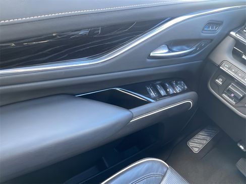 Used 2021 Cadillac Escalade Sport image 30