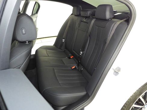 Certified 2023 BMW 530i w/ Convenience Package RWD image 21