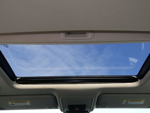 Used 2023 Honda Accord EX image 12