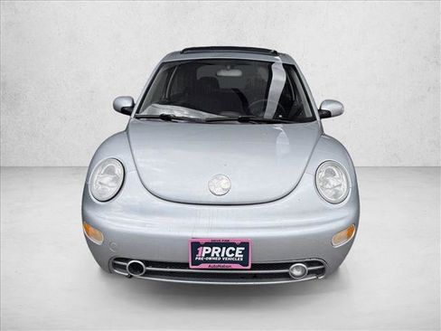 Used 2003 Volkswagen Beetle GLS FWD image 2