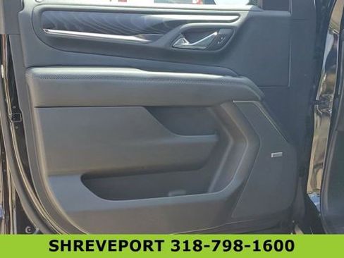 Certified 2023 GMC Yukon XL Denali AWD/4WD image 38