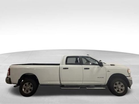 Used 2024 RAM 3500 Big Horn AWD/4WD image 9