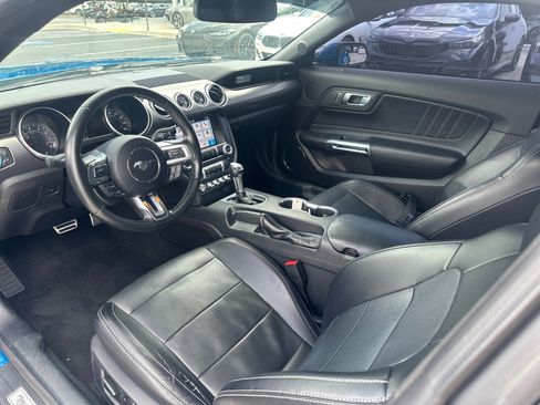 Used 2019 Ford Mustang GT Premium w/ GT Performance Package RWD image 12