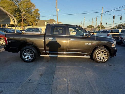 Used 2017 RAM 1500 Limited image 3