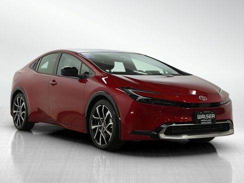 Used 2026 Toyota Prius Plug-In Hybrid w/ Limited Premium Package image 9